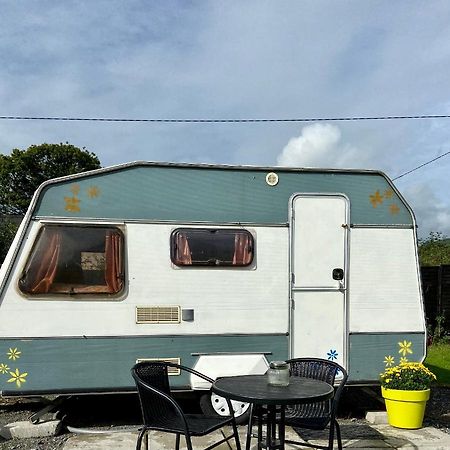 Hotel Cosy Caravan At Carrigeen Glamping Kilkenny Esterno foto