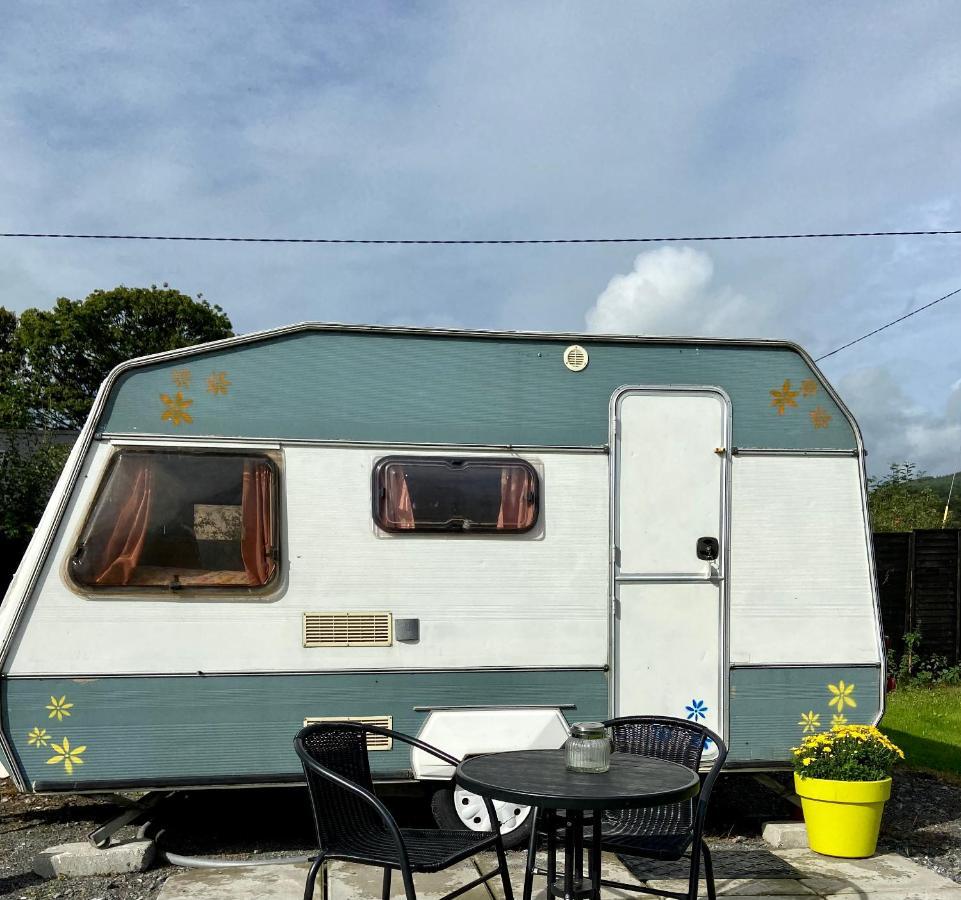 Cosy Caravan At Carrigeen Glamping Kilkenny Esterno foto